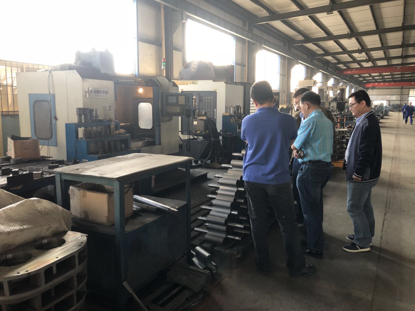 Roots blower customers come to Dacheng Machinery to visit and inspect