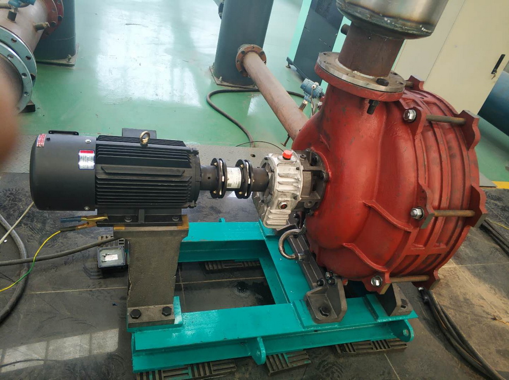 Dicheng mute multi-stage centrifugal blower test machine succeeded