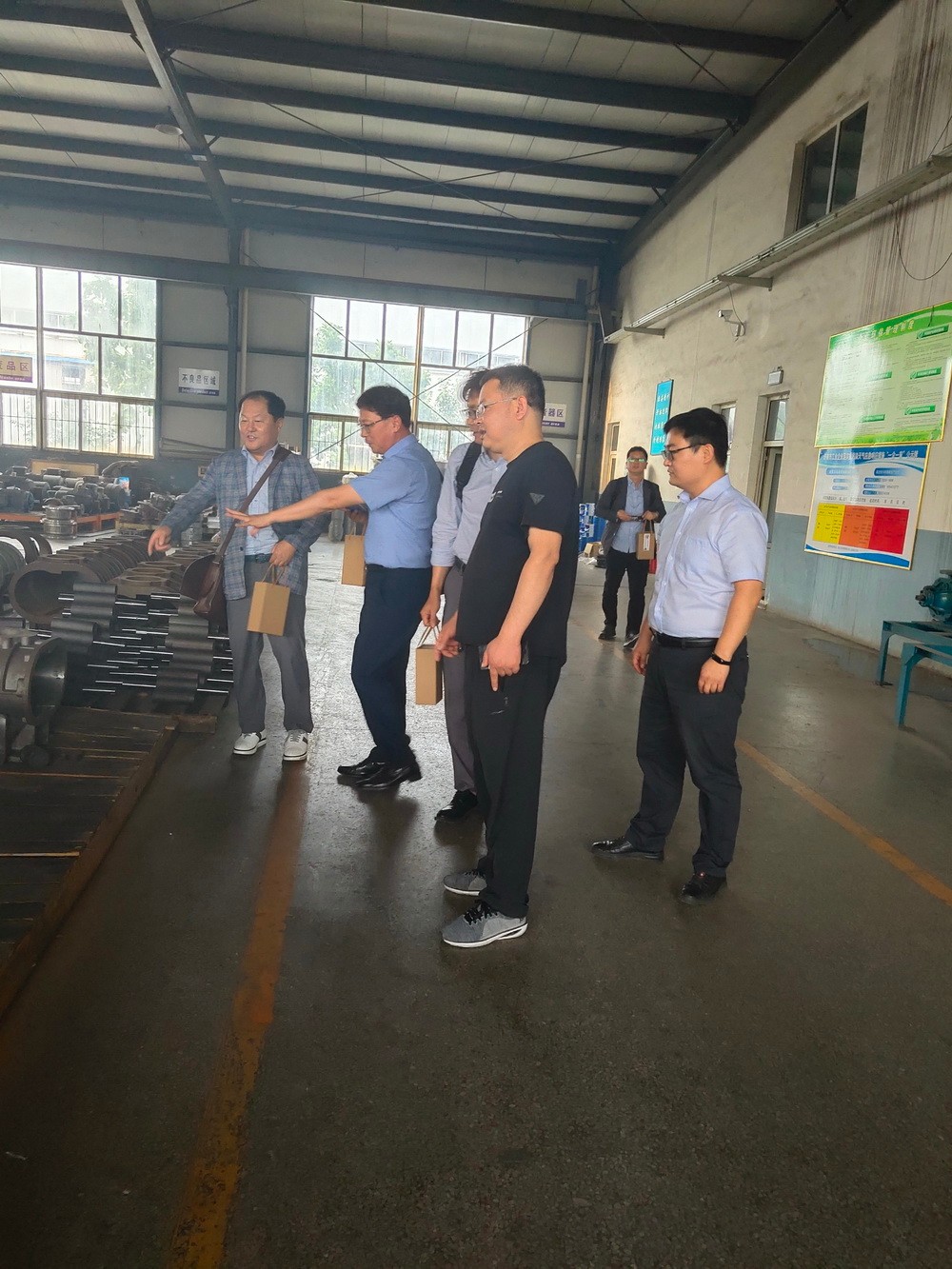 Korean Customers Visit and Negotiate MVR Roots Blower Business